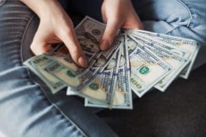 Accounting in payroll